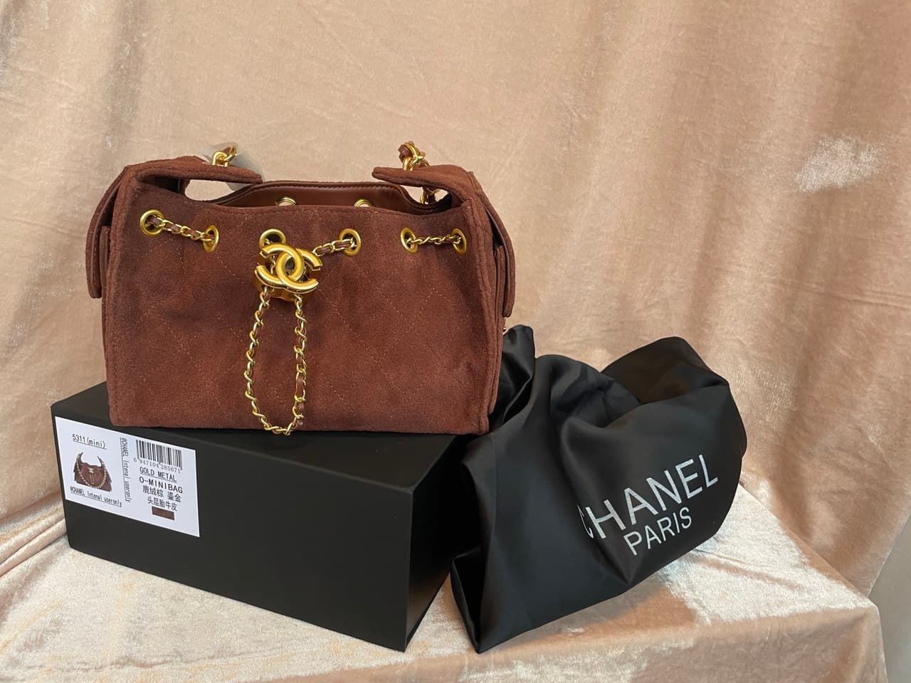 Жіноча сумка Chanel hobo 22 cм.